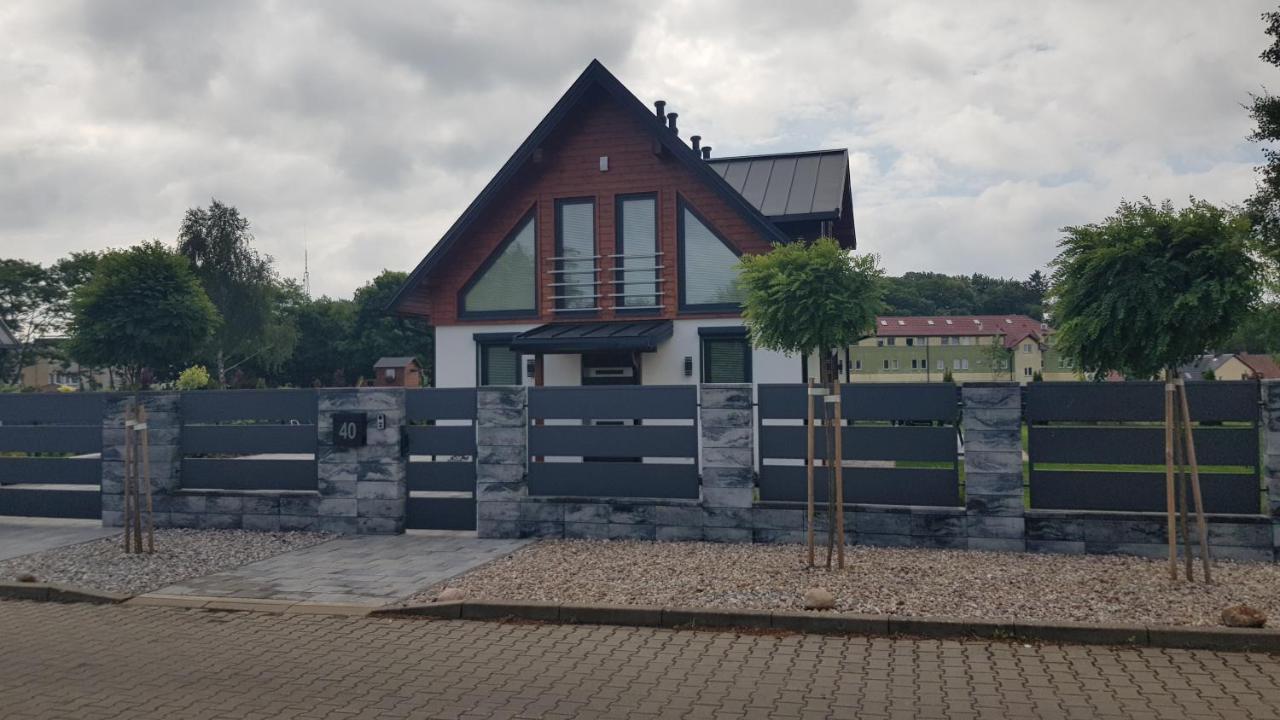 Lake Houselubniewice Domek Caloroczny Z Jacuzzi Blisko Jeziora Extérieur photo