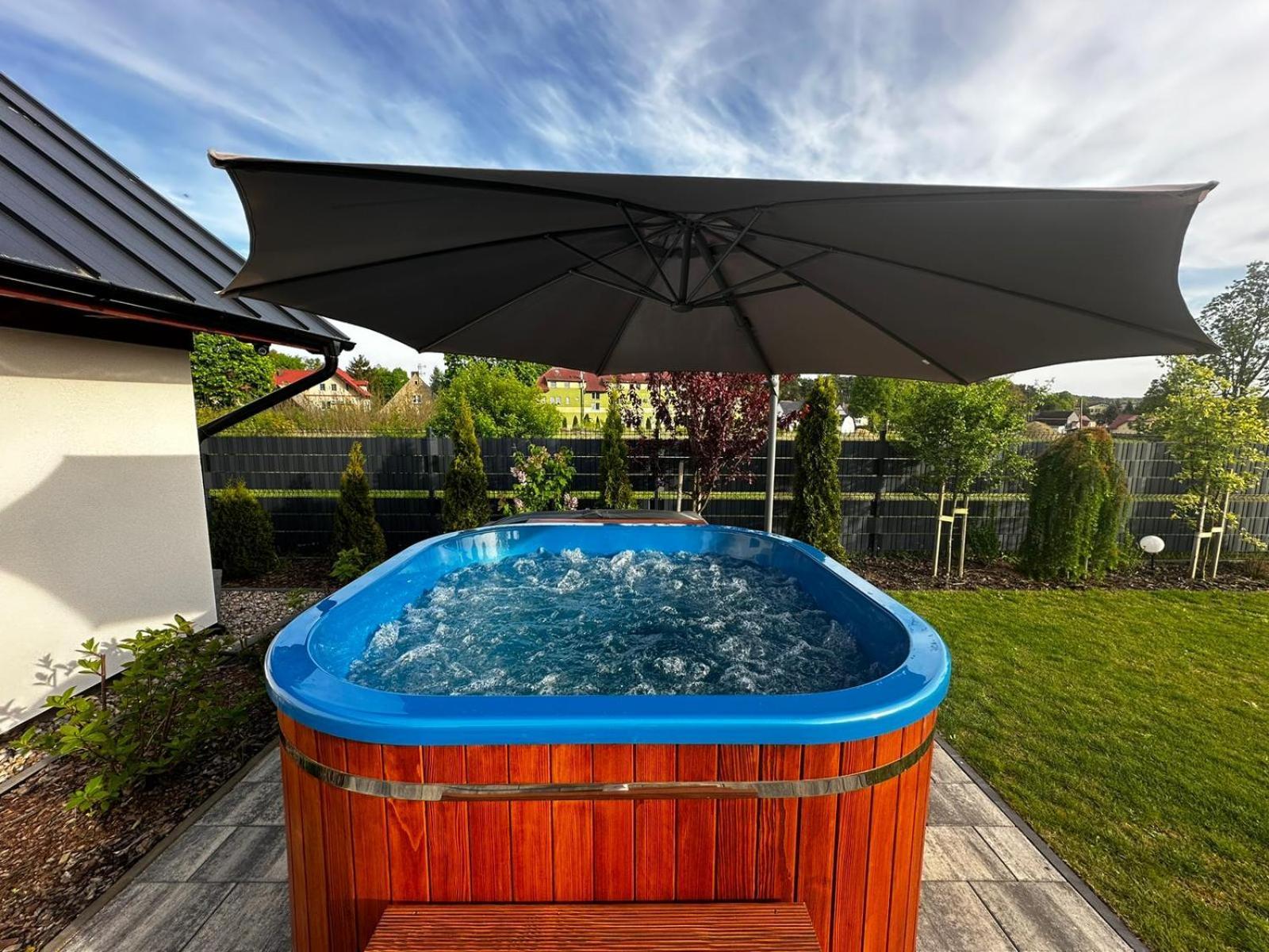 Lake Houselubniewice Domek Caloroczny Z Jacuzzi Blisko Jeziora Extérieur photo